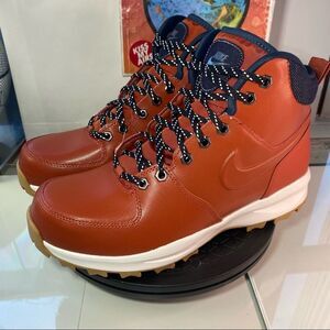🆕 Nike Manoa Leather SE 'Rugged Orange' - Womens 10.5